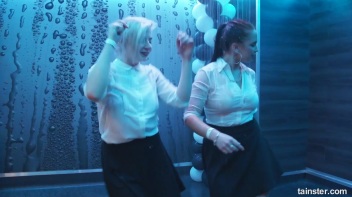 Wet And Working It!  Cuties Shake It Up! Screencap 1 on www.sinx.com