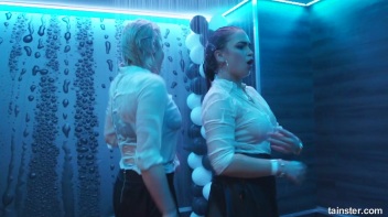 Wet And Working It!  Cuties Shake It Up! Screencap 10 on www.sinx.com