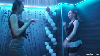 Wet And Working It!  Cuties Shake It Up! Screencap 56 on www.sinx.com
