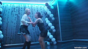 Wet And Working It!  Cuties Shake It Up! Screencap 66 on www.sinx.com