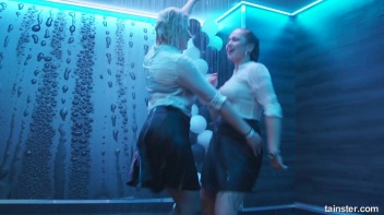 Wet And Working It!  Cuties Shake It Up! Screencap 8 on www.sinx.com