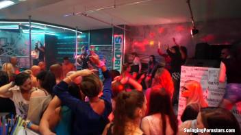 Summer Jam Bang Part 4 - Hardcore Cam Screencap 51 on www.sinx.com