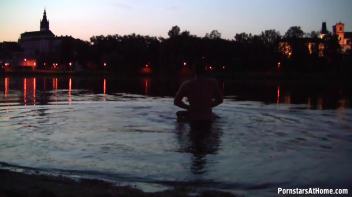Welli's Riverside Piss Romp Screencap 75 on www.sinx.com