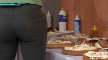 When Birthdays Turn Messy Screencap 2 on www.sinx.com