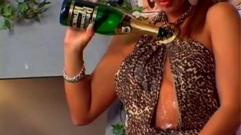 Fashion Fucking Part 1 Screencap 48 on www.sinx.com