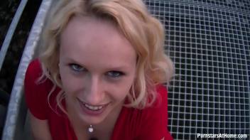 Bus Stop Babe Gives Killer Blowjobs Screencap 36 on www.sinx.com