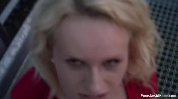 Bus Stop Babe Gives Killer Blowjobs Screencap 49 on www.sinx.com