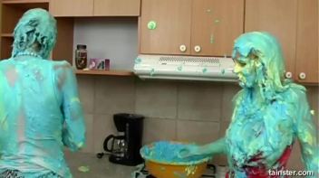 Cakes Covered In Icing Screencap 44 on www.sinx.com