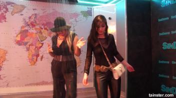 Shaking It In A Wetlook Storm! Screencap 23 on www.sinx.com