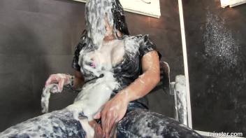 Slime surprise covers her completely Screencap 101 on www.sinx.com