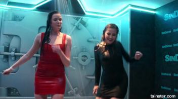 Teasing babes getting dripping wet Screencap 14 on www.sinx.com