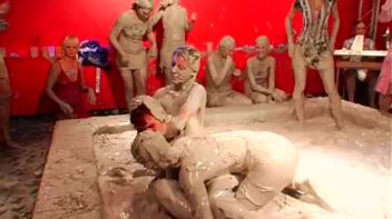 Mudpit of Love Screencap 69 on www.sinx.com