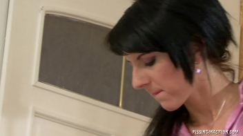 Office Romance Screencap 74 on www.sinx.com