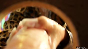 Pounded In Cum Showers Screencap 31 on www.sinx.com