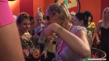 Bikini Beach Balls Part 2 - Cam 3 Screencap 11 on www.sinx.com