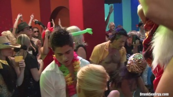 Bikini Beach Balls Part 2 - Cam 3 Screencap 13 on www.sinx.com