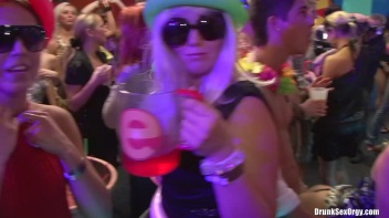 Bikini Beach Balls Part 2 - Cam 3 Screencap 19 on www.sinx.com