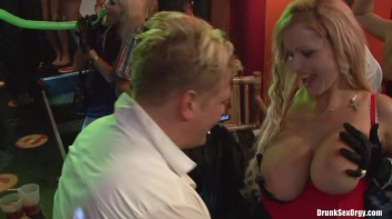 Bikini Beach Balls Part 2 - Cam 3 Screencap 45 on www.sinx.com