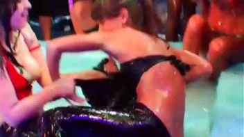 Lora Licious vs. Susan Snow Screencap 50 on www.sinx.com