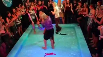 Lora Licious vs. Susan Snow Screencap 10 on www.sinx.com