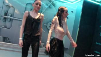 Wet amateur babes go wild Screencap 17 on www.sinx.com
