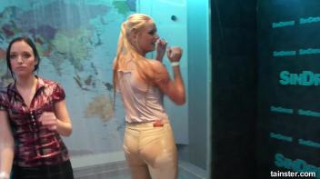 Wet amateur babes go wild Screencap 49 on www.sinx.com