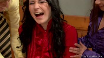 Adriana and Pepper Spice It Up Screencap 40 on www.sinx.com