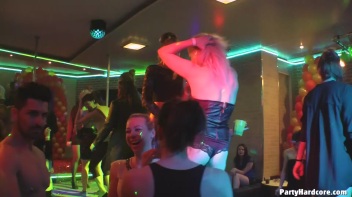 Party Hardcore Gone Crazy Vol. 36 Part 8 - Cam 4 Screencap 90 on www.sinx.com