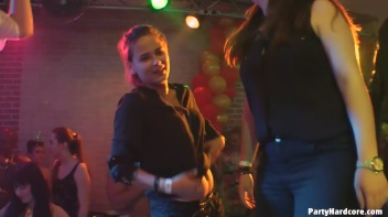 Party Hardcore Gone Crazy Vol. 36 Part 8 - Cam 4 Screencap 59 on www.sinx.com