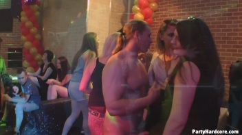 Party Hardcore Gone Crazy Vol. 36 Part 8 - Cam 4 Screencap 77 on www.sinx.com