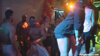 Party Hardcore Gone Crazy Vol. 36 Part 8 - Cam 4 Screencap 82 on www.sinx.com