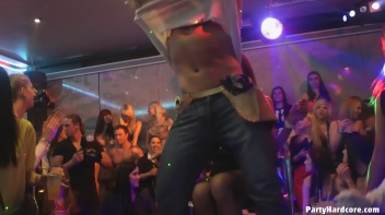 Party Hardcore Gone Crazy Vol. 11 Part 2 - Cam 2 Screencap 18 on www.sinx.com