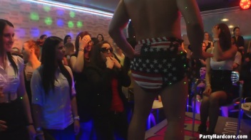 Party Hardcore Gone Crazy Vol. 11 Part 2 - Cam 2 Screencap 30 on www.sinx.com