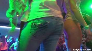 Party Hardcore Gone Crazy Vol. 40 Single Cut: Part 1 - Cam 1 Screencap 30 on www.sinx.com