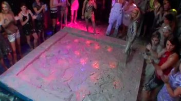 Pink Blouse Not Pink For Long Screencap 6 on www.sinx.com