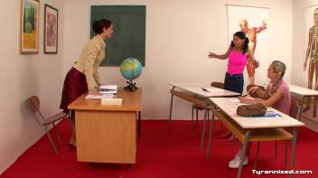 Hey! Teacher! Leave Them Kids Alone! Screencap 5 on www.sinx.com