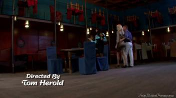 The Golden Wedding Reception Screencap 4 on www.sinx.com