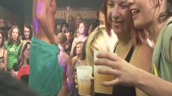 Party Hardcore Vol. 32 Part 2 - Cam 2 Screencap 66 on www.sinx.com