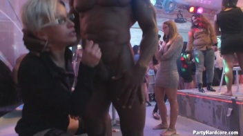Party Hardcore Gone Crazy Vol. 31 Part 6 - Main Edit Screencap 15 on www.sinx.com