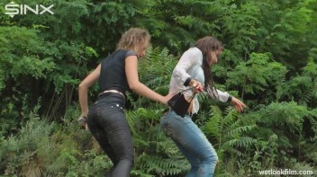 Lost Girls Leads To Lovers Quarrel - Cam 1 Screencap 69 on www.sinx.com