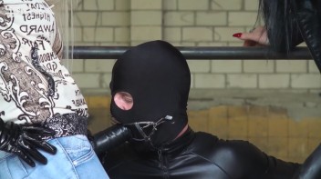 Blas unsere Gummischwänze Screencap 36 on www.sinx.com