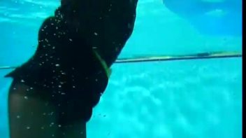 Wet Shenanigans Screencap 32 on www.sinx.com