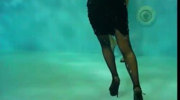 Wet Shenanigans Screencap 38 on www.sinx.com