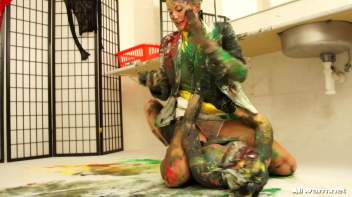 Paint Me Pretty, Bitch Screencap 98 on www.sinx.com