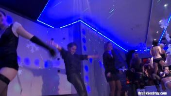 Winter Fuck Jam Part 4 - Shower Cam Screencap 68 on www.sinx.com