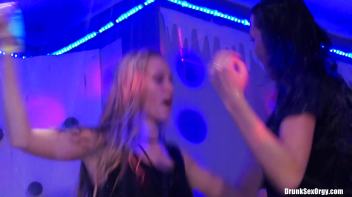 Winter Fuck Jam Part 4 - Shower Cam Screencap 22 on www.sinx.com