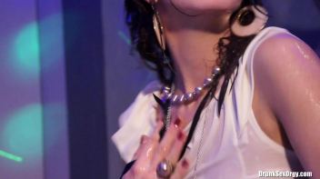 Winter Fuck Jam Part 4 - Shower Cam Screencap 32 on www.sinx.com