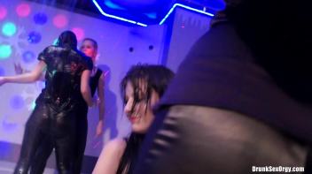 Winter Fuck Jam Part 4 - Shower Cam Screencap 45 on www.sinx.com