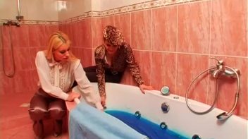 Blue Goo Girls! Screencap 2 on www.sinx.com