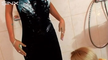 Wet and Messy Blondes Get Doused In Paint Screencap 4 on www.sinx.com